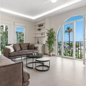  Holiday home Belgravia Club