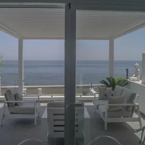  Holiday home Beach-front Bahia Dorada